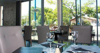 Le Midi Hotel Montaigu-de-Quercy